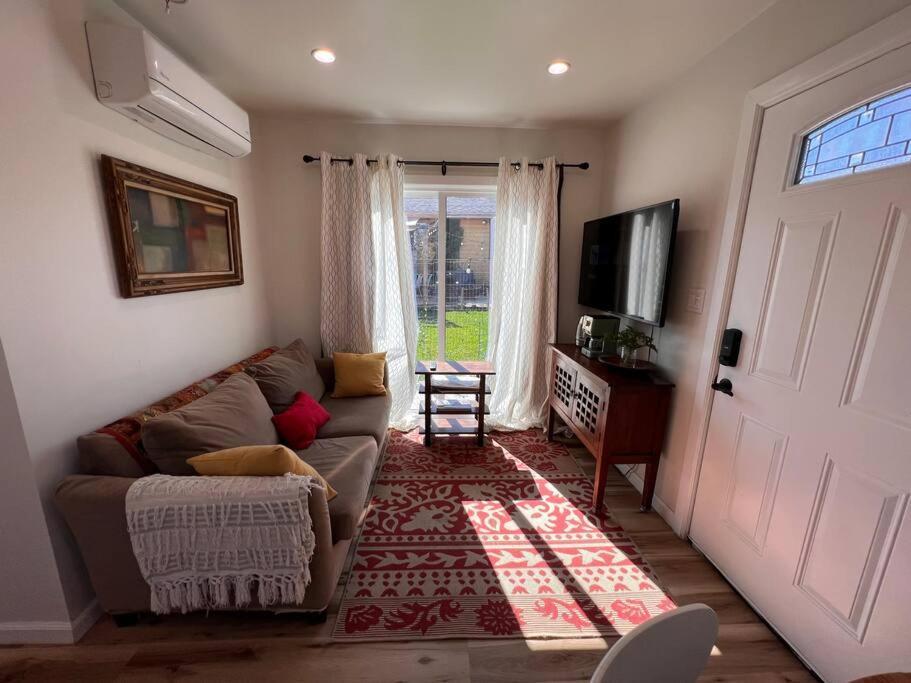 Lovely Little Close To Forum,sofi,lax Appartement